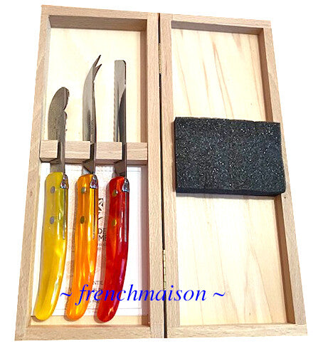 CLAUDE DOZORME French BREAKFAST Picnic Cheese Jam Bread Knife Gift Set Spring Colors